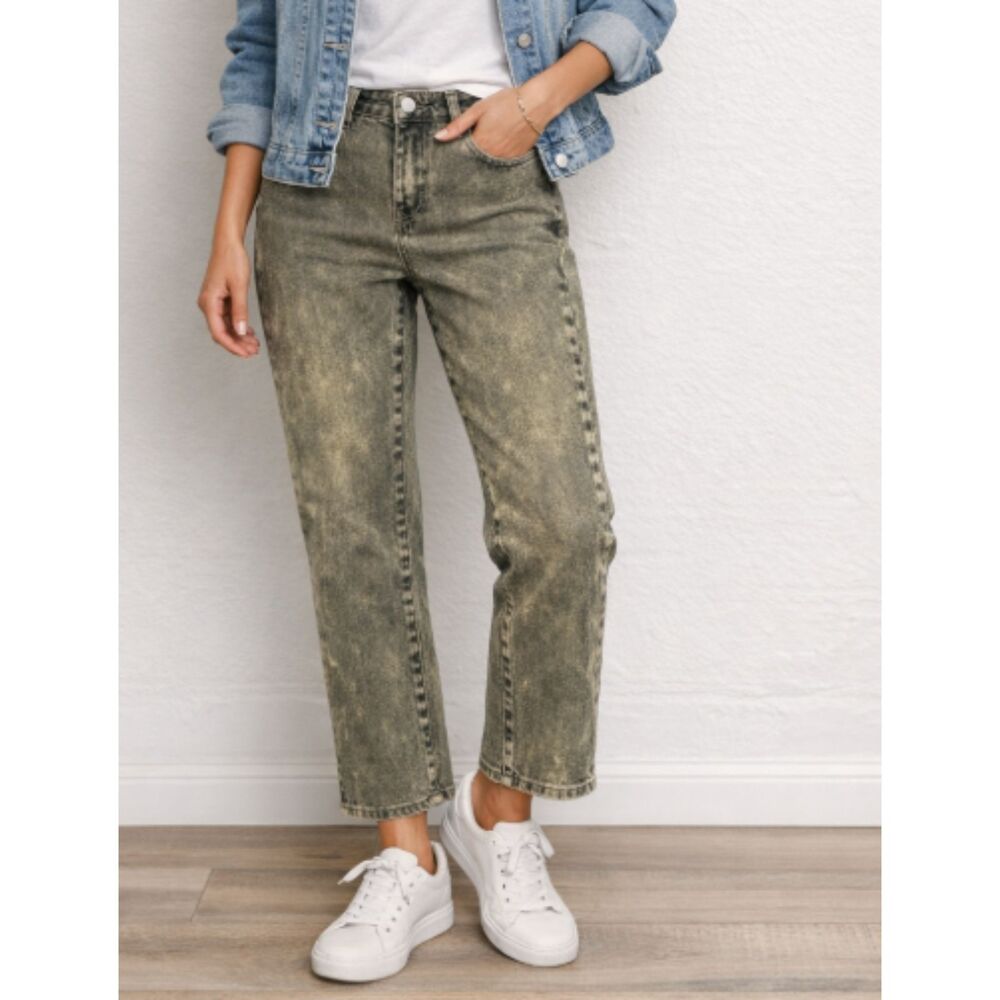 DG2 Diane Gilman Jeans Women 2 Petite Acid Wash Straight Leg Stretch Denim